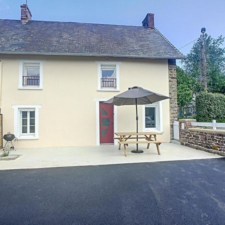 Petite Maison Proche Centre Ville Brehal Екстер'єр фото
